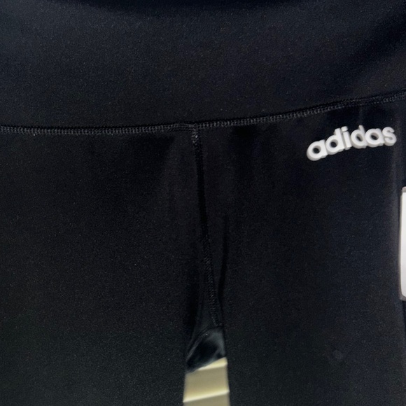 - Climate controlled adidas size small ladies leggings / yoga pants… - Picture 5 of 16